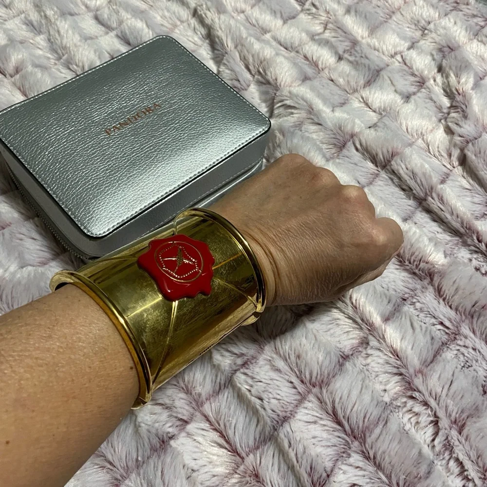 House of Harlow red wax seal cuff - Picture 4 of 9